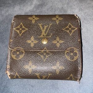 Louis Vuitton monogram compact wallet
